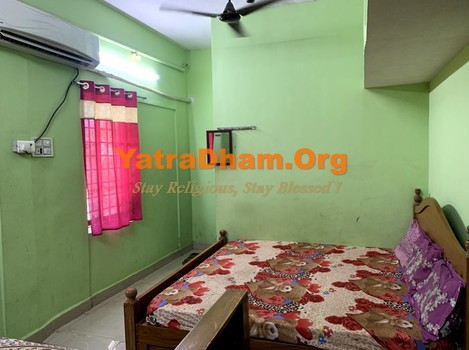 Vellore - YD Stay 16203 (New AKS Guest House) 6 Bed Room View 2