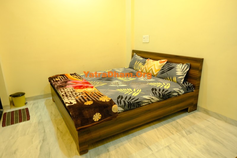 Omkareshwar Hotel Vruksh 2 Bed Non Ac Room View 