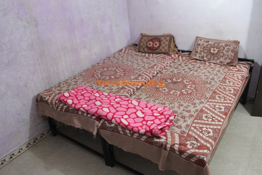 Omkareshwar_Sain_Samaj_Dharamshala_2 Bed_Non Ac Room_View4