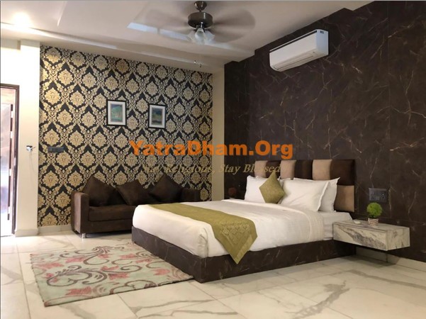 Chittorgarh Hotel Padmavati Fort View 2 Bed Deluxe Room View2