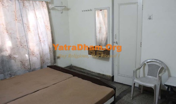 Haridwar - YD Stay 7001 (Hotel Panama) 2 Bed Room View 3