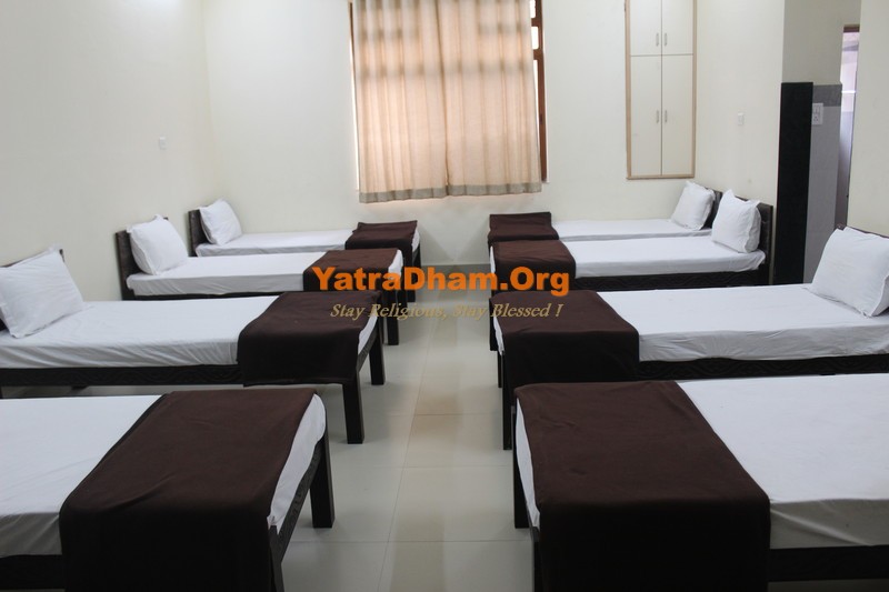 Pandharpur - Shri Vitthal Rukmini Bhakta Niwas 8 Bed Room 