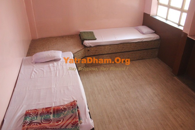 Pandharpur Maheshwari Bhakta Niwas Room View5