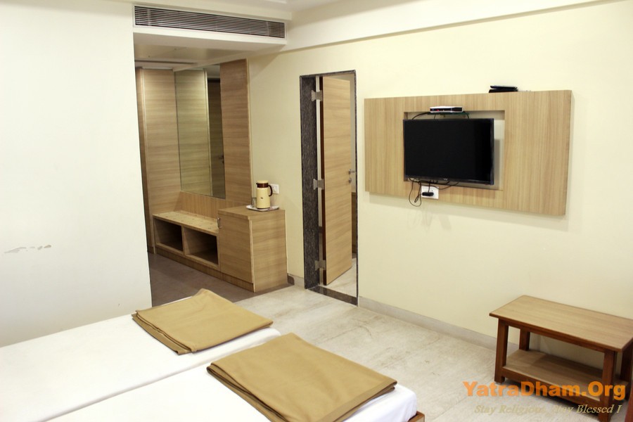 Patel_Sanatorium (New)_3 Bed_A/c. Room_View2