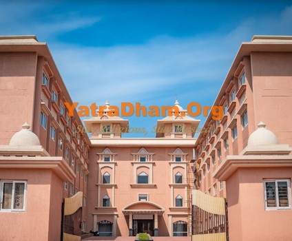 Jagannath Puri - Purshottam Bhakt Nivas Building View 1