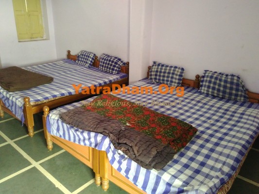 Pushkar Akhil Bhartiya Khandelwal Vaishya Dharamshala 4 Bed Non AC Room View 1