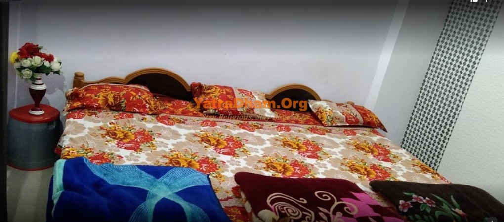 Maihar - YD Stay 265002 (Shri Ram Krishan Yatri Niwas) Four Bed Room View2