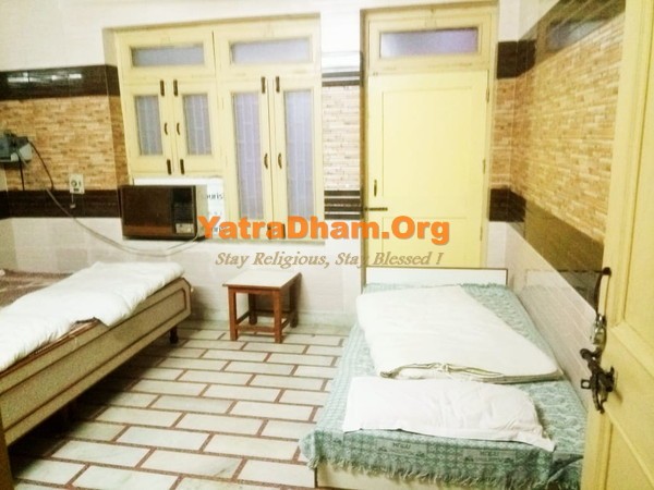 Haridwar Ganga Darshan Sadhu Sudha Ashram Room View 1
