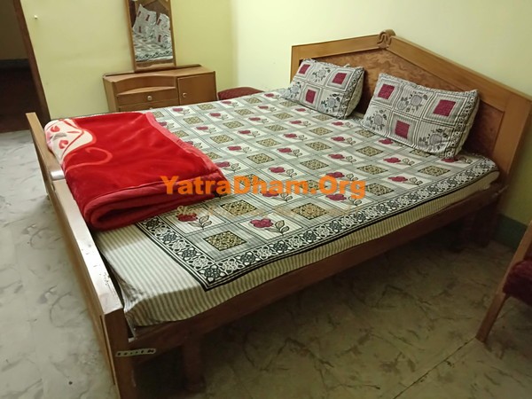 Rishikesh Kailashanand Mission Trust Yatrik Nivas 2 Bed Room View 1