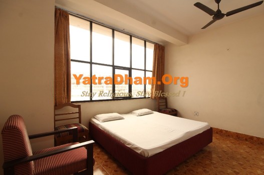 Visakhapatnam - Yd Stay 312002 (Hotel Saaket Residency) 2 Bed Royal Room View 2