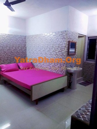 Mahabalipuram Sai Baba Guest House Room View 8