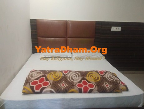 Srinagar - YD Stay 5706 (Ahinsa Hotel) - Room View_6