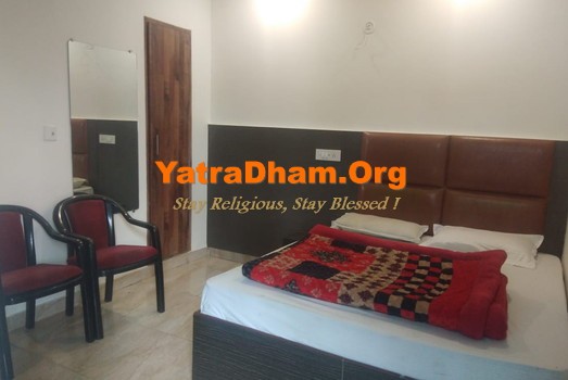 Srinagar - YD Stay 5706 (Ahinsa Hotel) - Room View_5