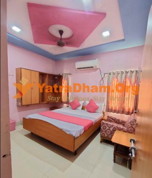 Dwarka Hotel Vandana Room View 5