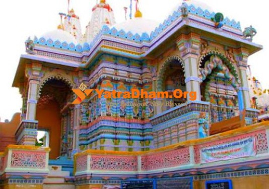 Jakhau Shree Jakhau Ratantunk Jain Derasar Dharamshala Temple
