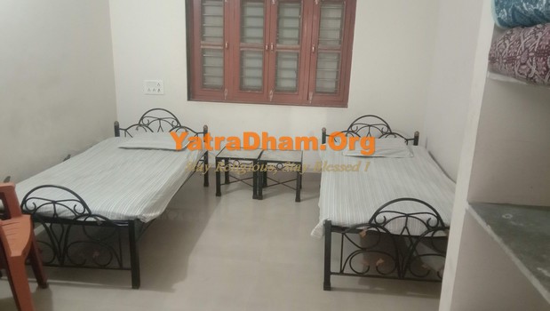 Shikharji Dharamshala (Rajendra Dham) 2 Bed Non AC Room View 1
