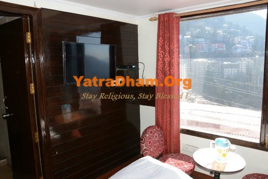 Shimla_YdStay_Hotel_Basant_2 bed room_View4