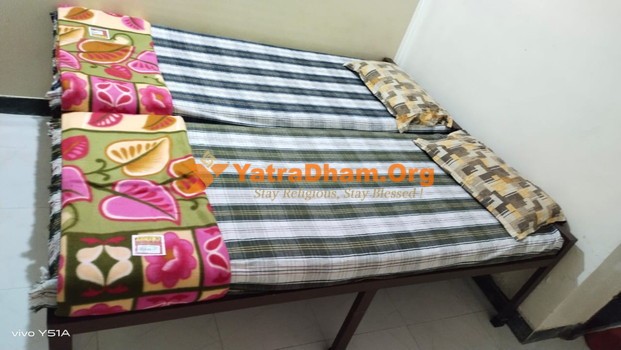 Shirdi Hotel Shri Sainnche Chandrakamal 2 Bed Room