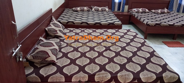 Mehandipur_Shiv_Dham_Dharamshala 6 Bed Ac View