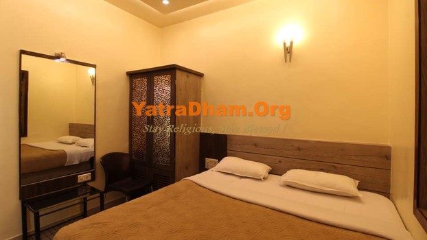Pune - YD Stay 132003 (Hotel Shivkrupa) 2 Bed AC Room View 3