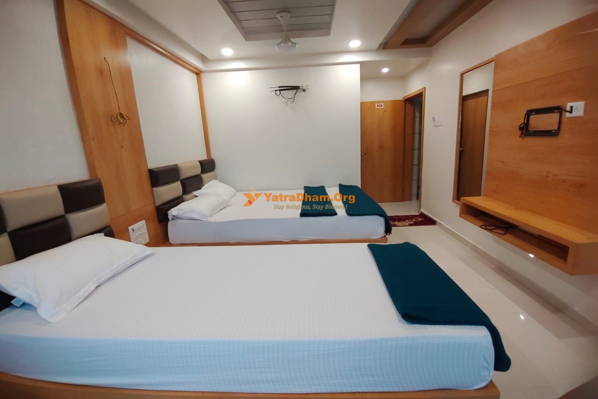 Hotel Shivaay - Somnath