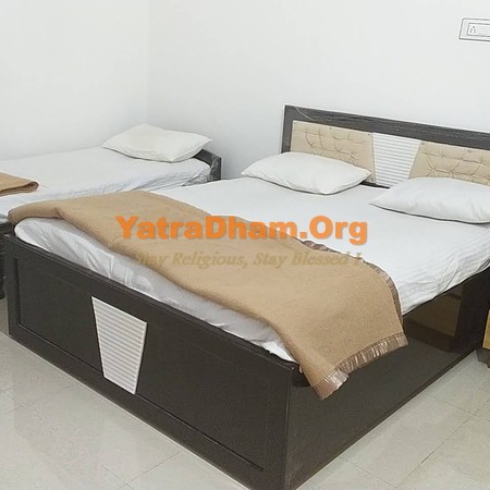 Bagdana - YD Stay 242001 (Hotel Shivam & Guest House) Room View2