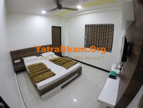 Somnath - YD Stay 4711 (Hotel Shree Rudraksh) Room View 1