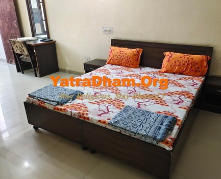 Dehradun - Shree Sharda Peetham Guest House  - 2 Bed Room View 2