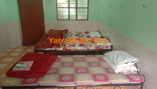 Shikharji - Shri Digambar Lavenchoo Maitriy Bhavan 3 Bed Room View