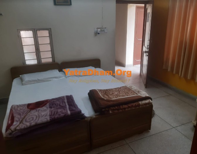 Sri Rangji Mandir Guest House Vrindavan 2 Bed Room View 