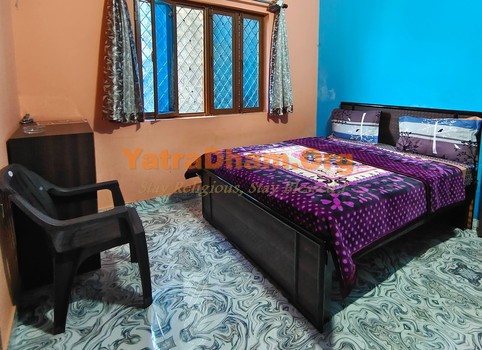 Srinagar - YD Stay 5704 (Hotel Divyaansh) - Room View 6