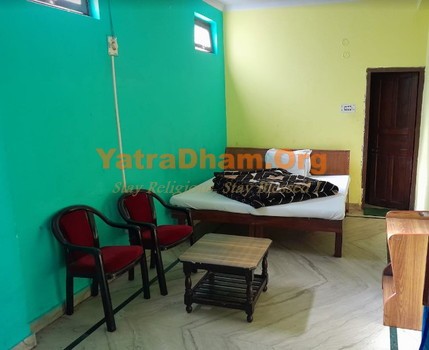 Srinagar - YD Stay 5707 (Madhur New Tourist Lodge) - View 3