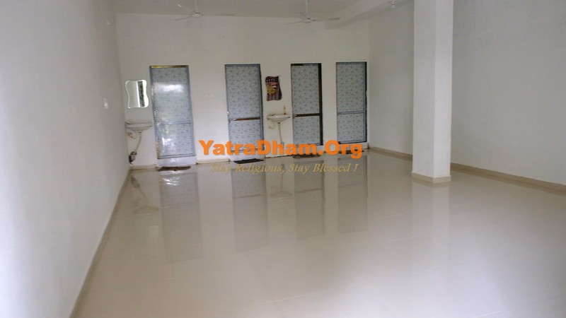 Statue Of Unity Budget Stay YD Stay 149002 (Hotel V J Home Stay) Hall View