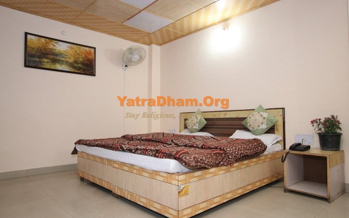 Hotel Summer Hill Kasol Double Bed Room View 8