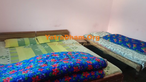 Guptkashi - YD Stay 5902 (Sunil Lodge) 3 Bed Non AC Room View 2