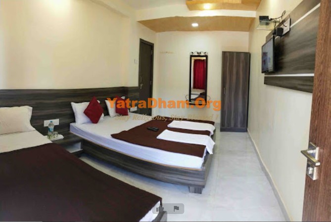 Mahabaleshwar - YD Stay 18103 Hotel Suraj Plaza Room View1