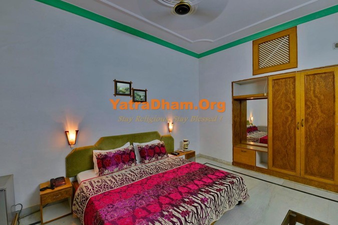Khajuraho - YD Stay 17501 Surya Hotel Room View4