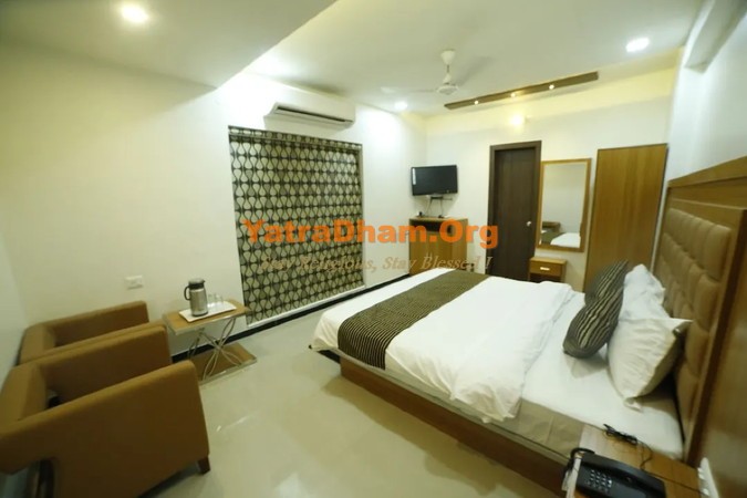 Rajkot - YD Stay 10401 Hotel Swagatam Inn Room View7
