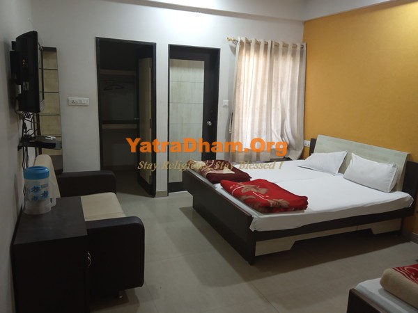 Bhuj Shree Swaminarayan Vishranti Bhavan (Nar Narayan) 4 Bed Room View