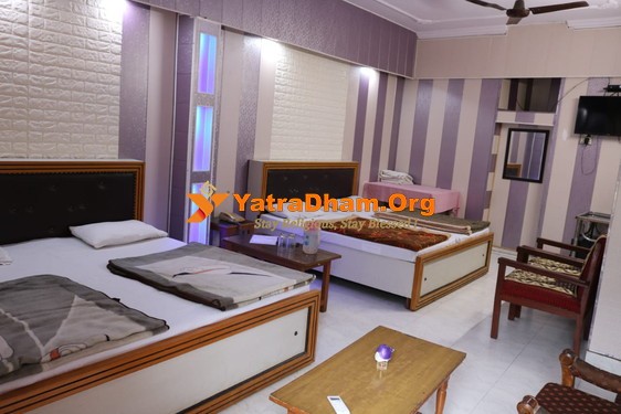 Rudraprayag Hotel Suri 4 Bed AC Room