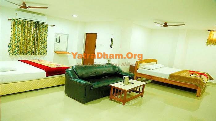 Pandurangan Residency Thiruvannamalai Room