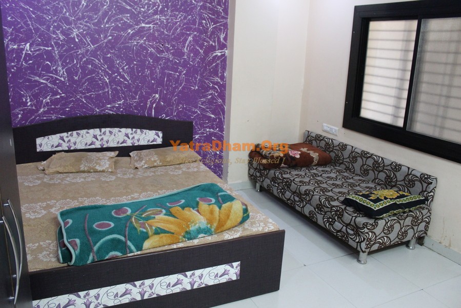 Ujjain Anjana Samaj Dharamshala 3 Bed_AC Room_View2