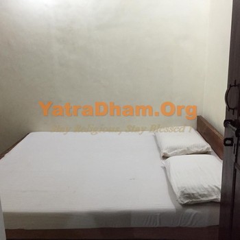 Varanasi - YD Stay 32006 (Shanti Guest House) - Room View 1