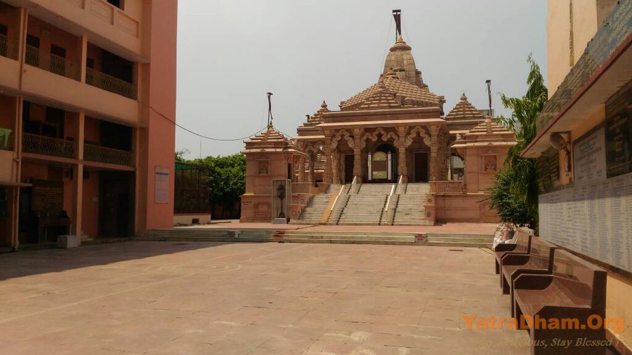 Varanasi_Shri_Jain_Shwetamber_Tirth_Society_Dharamshala_Temple