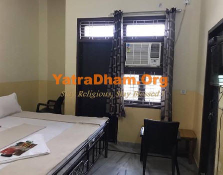 Mehandipur - YD Stay 78001 (Hotel Vinayak Palace) 4 Bed Room View 2