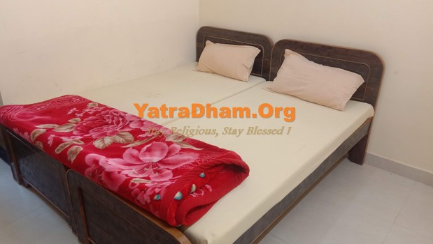 Varanasi - Visakha Sri Sarada Peetham 2 Bed AC Room View 2