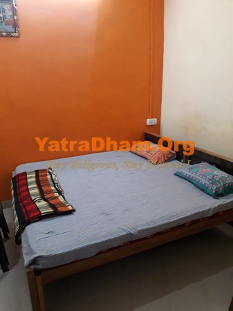 Karivena Brahmana Satram Varanasi 2 Bed Ac Room View