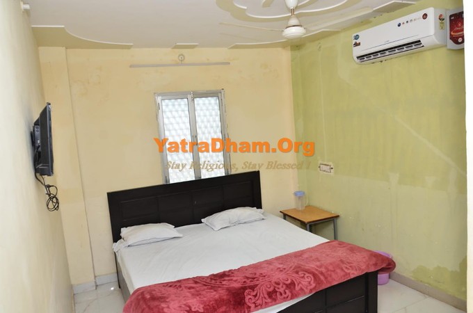 Mathura Agrawal Atithi Bhawan Bharatpur Gate 2 Bed AC Room View 2