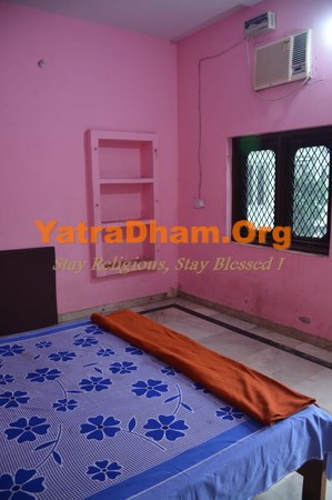Vrindavan Krishna Vatika Ashram Dharamshala Room View3