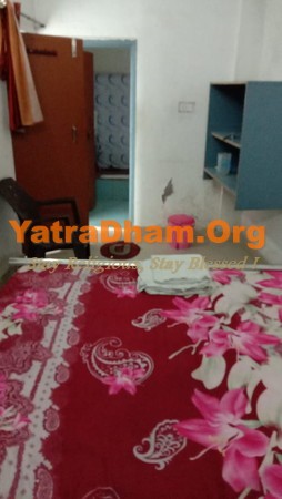 Chitrakoot Sri Palimat Ashram Pejawara Mutt Room View 3